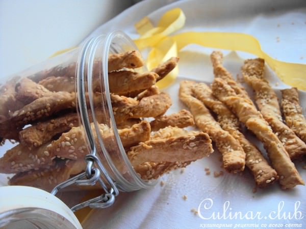Кунжутные палочки с сыром