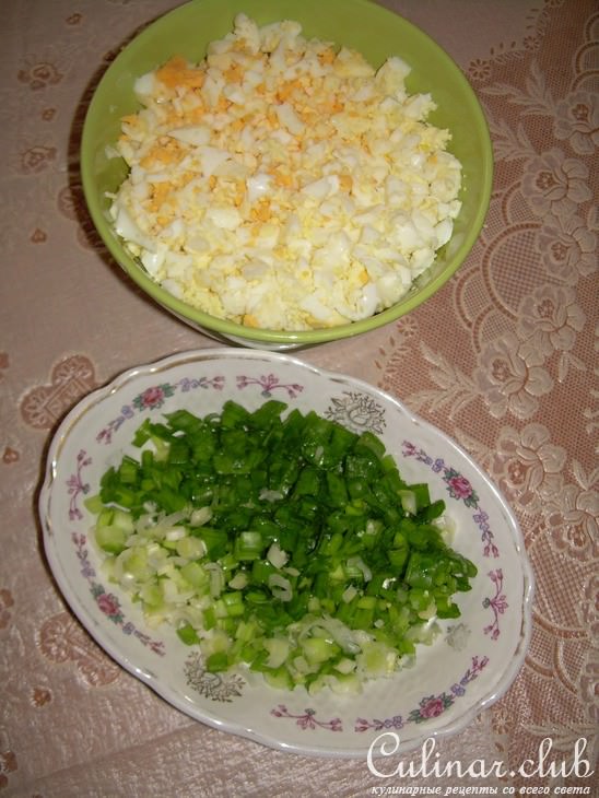 Блинчики с яйцом и луком