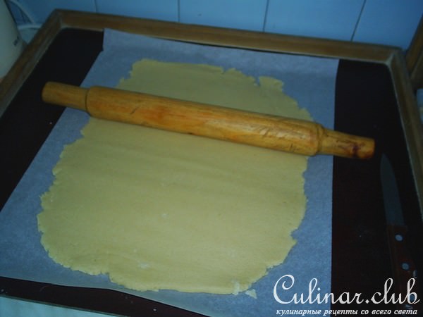 Тертый пирог с ягодами (экономный)
