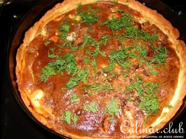 Пирог с мясом в сметанной заливке