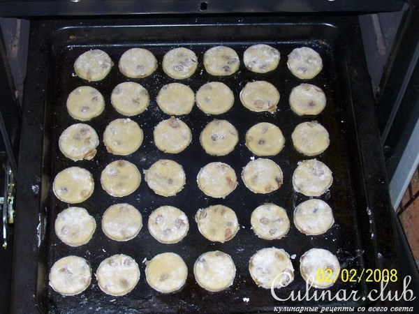 Сдобное печенье с изюмом