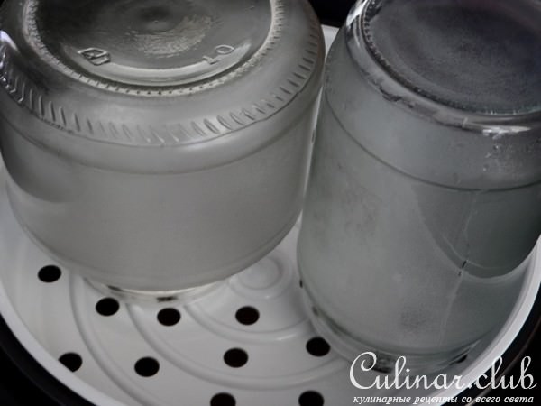 Салат на зиму из кабачков и баклажан(готовила в мультиварке)