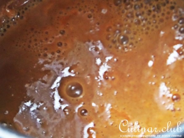 Рисовый пудинг с карамельным соусом